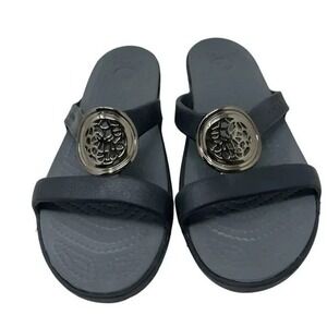 Crocs Womens Sanrah SIlver Sz 9 NWOT